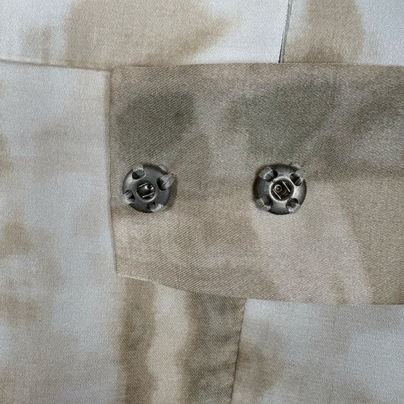 Tahari Satin Abstract Ivory/Brown Animal Print Sheath Sleeveless Lined Dress - Picture 8 of 13